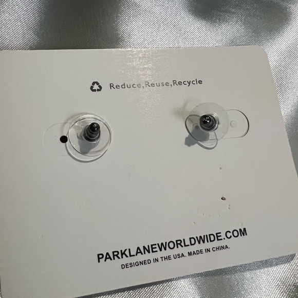 Gorgeous drop earrings - Picture 3 of 4